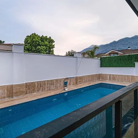 De Lluvia #1 Villa